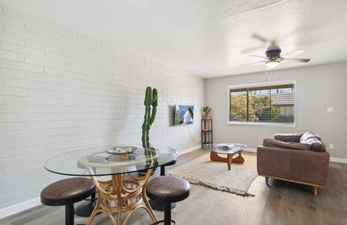 Camelback East Apartment | Viridian Biltmore Villa with Pool