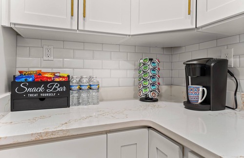 Whitehaven House | Vision on George Comfortable 4BR Home for Groups And Long Stays Rated 10/10