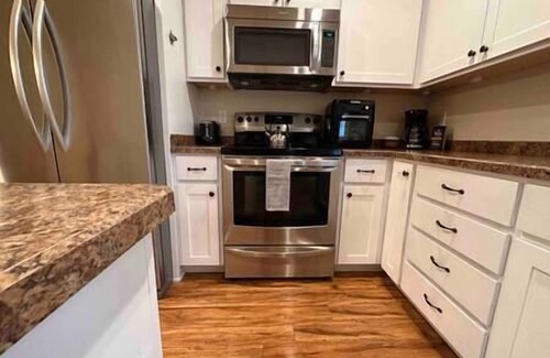 Prineville House | Visit Rip’s Cabin in the Heart of Prineville