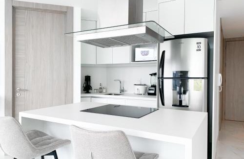 Kennedy Apartment | Vista a la ciudad, piscina, gym, cine, parking free