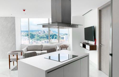 Kennedy Apartment | Vista a la ciudad, piscina, gym, cine, parking free