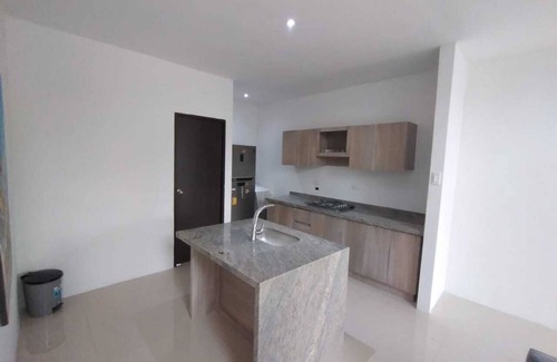 Pie del Cerro Apartment | Vista al castillo