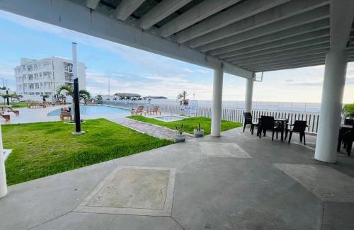 El Arenal Apartment | Vista al Mar - Parqueo - Piscina - Salida al Mar