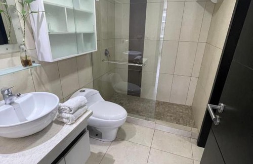 Puerto Santa Ana Apartment | Vista al Río