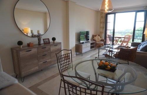 Benahavis Apartment | Vista Del Mar La Finca