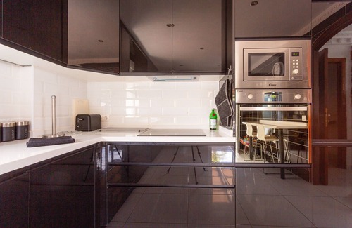 Los Cristianos Villa | Vista Hermosa, 3 -4 bed villa with private heated pool and wi-fi