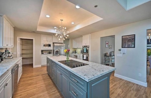 Vista House | Vista Hills Retreat! Pool, Lego Land, Beach