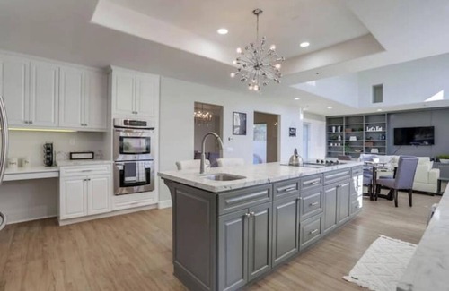 Vista House | Vista Hills Retreat! Pool, Lego Land, Beach