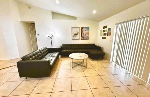 Indian Wells House | Vista para o lago Casa c/piscina