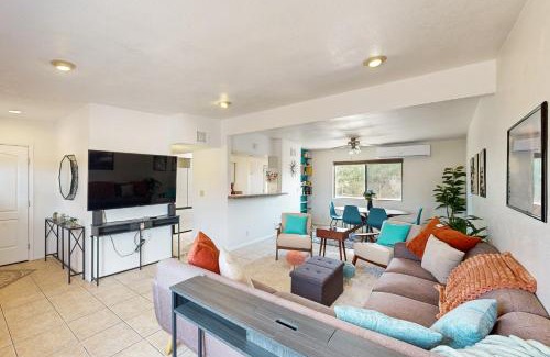 Sierra Vista House | Vista Sol Retreat