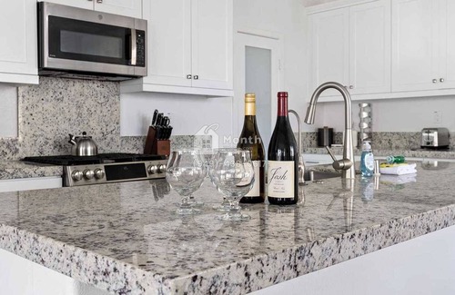 Lake Forest House | Vista Views on Siena