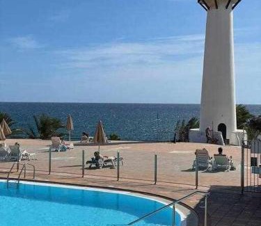 Playa del Aguila Villa | Vistas de Ensueño al Mar en Playa del Águila