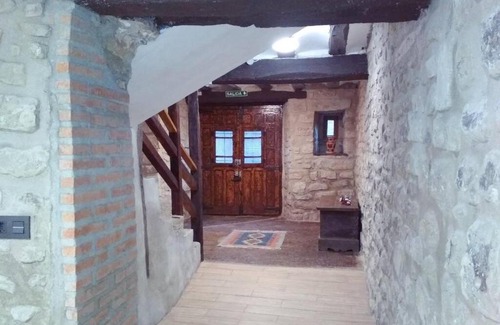 Aguilar de Codes House | VITORETXEA casa rural AGUILAR DE CODES