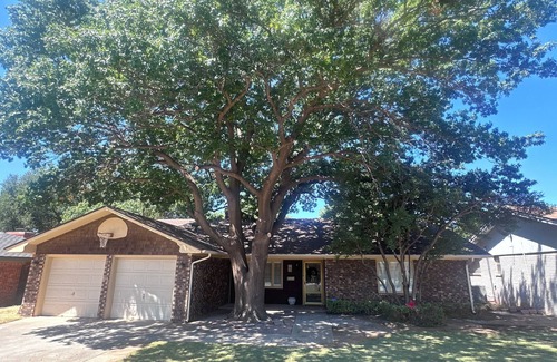 Lubbock House | Viva The Matador! Newly Renovated and Charming 4 Bedroom/2 Bathroom House