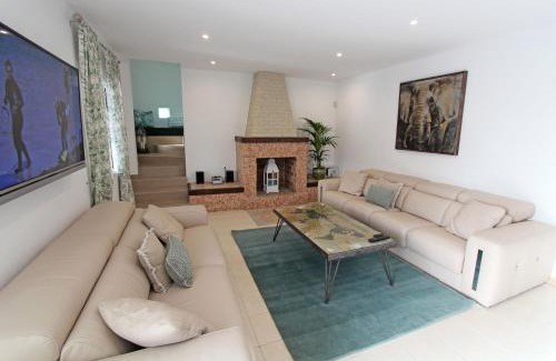 Buzanada Villa | ViVa Tropical