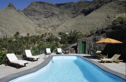 Agaete House | Vivelorural Casa rural Las Rosas con piscina