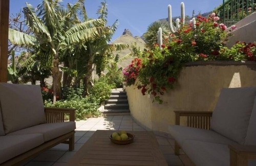 Agaete Cottage | Vivelorural Las Rosas with pool,Risco de Agaete