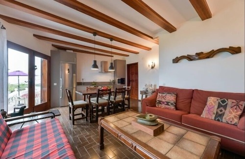 Los Portales Villa | Vivelorural preciosa casa con chimenea en Arucas