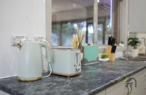 Baulkham Hills House | Vivid House in Baulkham Hills