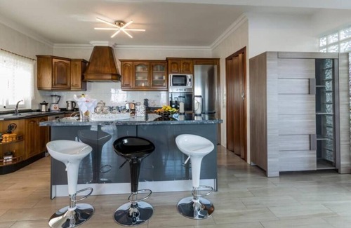 Teguise Ski Chalet | Vivienda Vacacional en Lanzarote, Siéntete en tu Hogar