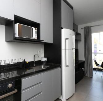 Pinheiros Apartment | VN Capote Valente 712 no coração de São Paulo