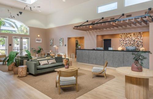 West Kissimmee Hotel | voco Kissimmee Orlando by IHG