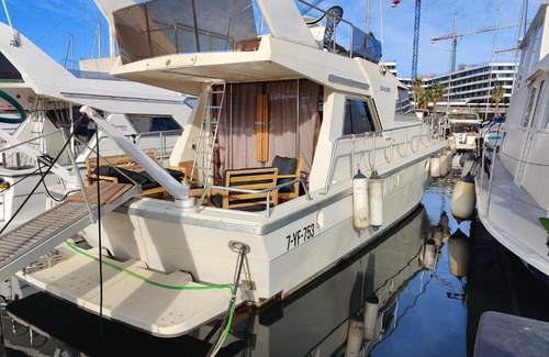 Sant Adria de Besos Boat Rental | Voyager