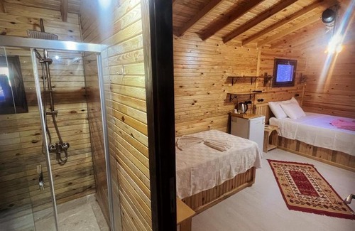 Dikili Hotel | Vrasna 1