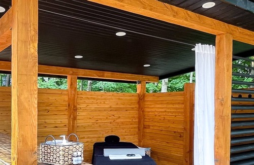 Shefford Bed & Breakfast | Vrbo Property