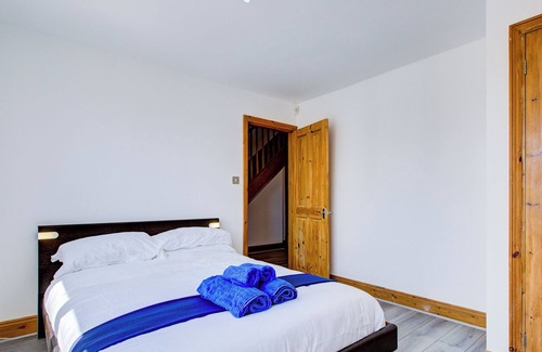 Sheerness House | Vrbo Property