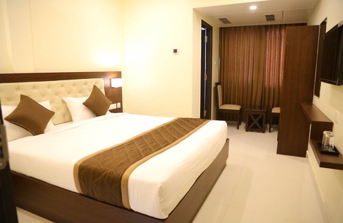 Madanapalle Hotel | VSR Grand