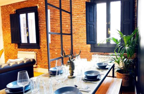 Old Town of Avila Apartment | VUT iDesign 2