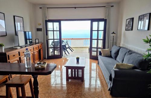 Villa de Mazo House | VV Mirador Isla Bonita "by henrypole home"