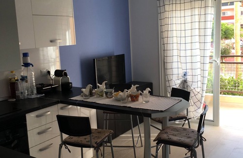 Los Cristianos Apartment | VV Modern and central 1 bedroom apt Los Cristianos