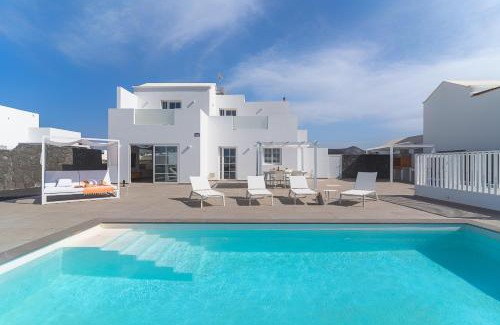 Yaiza Villa | Vv Villa Secretos de Yaiza 2 by HH - private pool