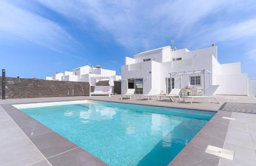 Yaiza Villa | Vv Villa Secretos de Yaiza 2 by HH - private pool