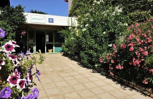 Mejannes-le-Clap Apartment | VVF Méjannes Gard * - 2 Room Gite 5 People 1 baby