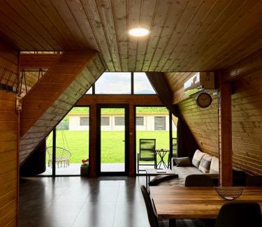 Avrig Ski Chalet | VVV House