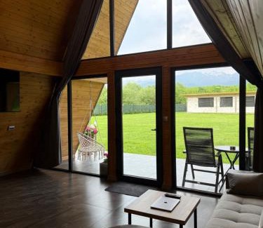 Avrig Ski Chalet | VVV House