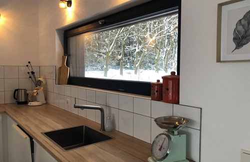 Breitscheid Villa | Wäller Haus - Design home with fireplace & private fenced garden