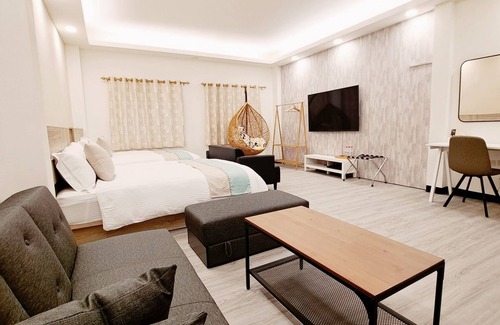 West Central District Bed & Breakfast | W Cube