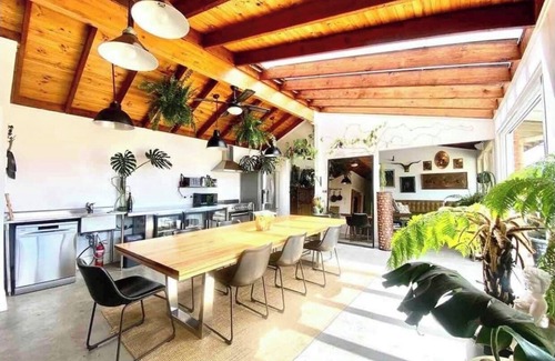 Avoca Beach Apartment | Wabi Sabi Avoca 1 bed - A minute walk to the beach