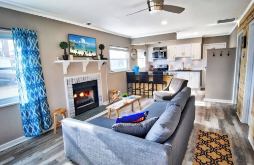 Lakeview Cottage | ❤️ Waddle Inn ❤️ Luxury Cottage on Tecumseh Island