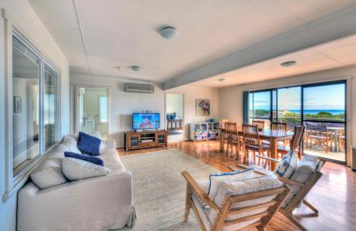 Coles Bay House | Waders