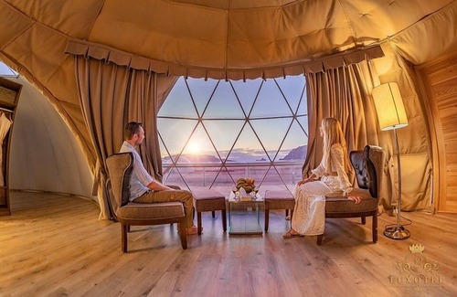 Wadi Rum RV Rental | Wadi Rum UFO Luxotel - Campsite