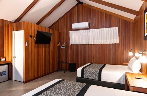 Yarinacocha Hotel | WAKAYA ECOLODGE