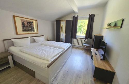 Feldberger Seenlandschaft Hotel | Waldhotel & Restaurant Stieglitzenkrug