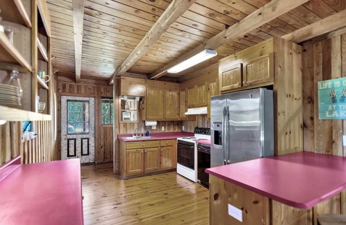 Six Mile House | Walhalla Hwy Chalet S