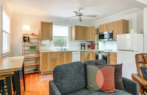 Northwest House | Walk Downtown: Takoma Park Escape w/Large Yard!