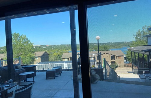 Indian Point Villa | Walk-in Villa with Heated Pool, Game Room, Epic Views, 3 min from SDC